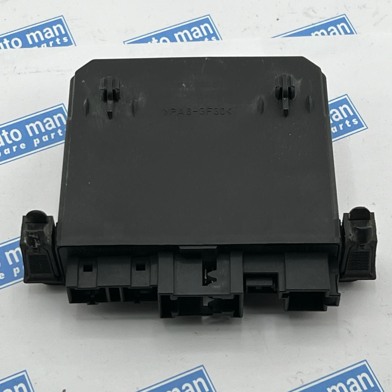 Mercedes-Benz E W210 Door Control Unit/Module 2108203426 210 820 34 26 2108203426 210 820 34 26