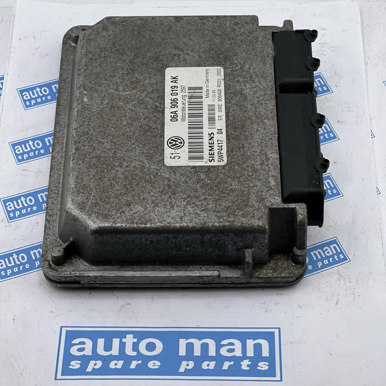 VW Golf 1999 Engine Control Module Unit Motor ECU 5wp441704 06a906019ak