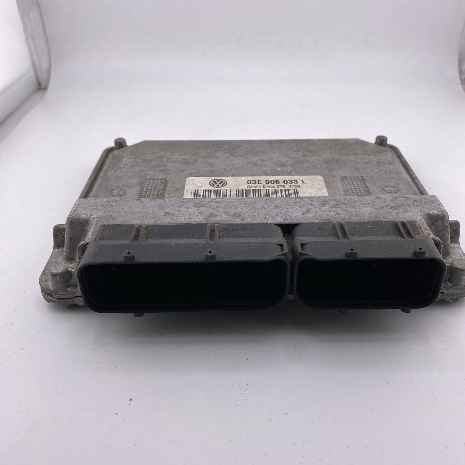 VW POLO   engine control unit ECU 03E906033L 2003 5WP40194 07