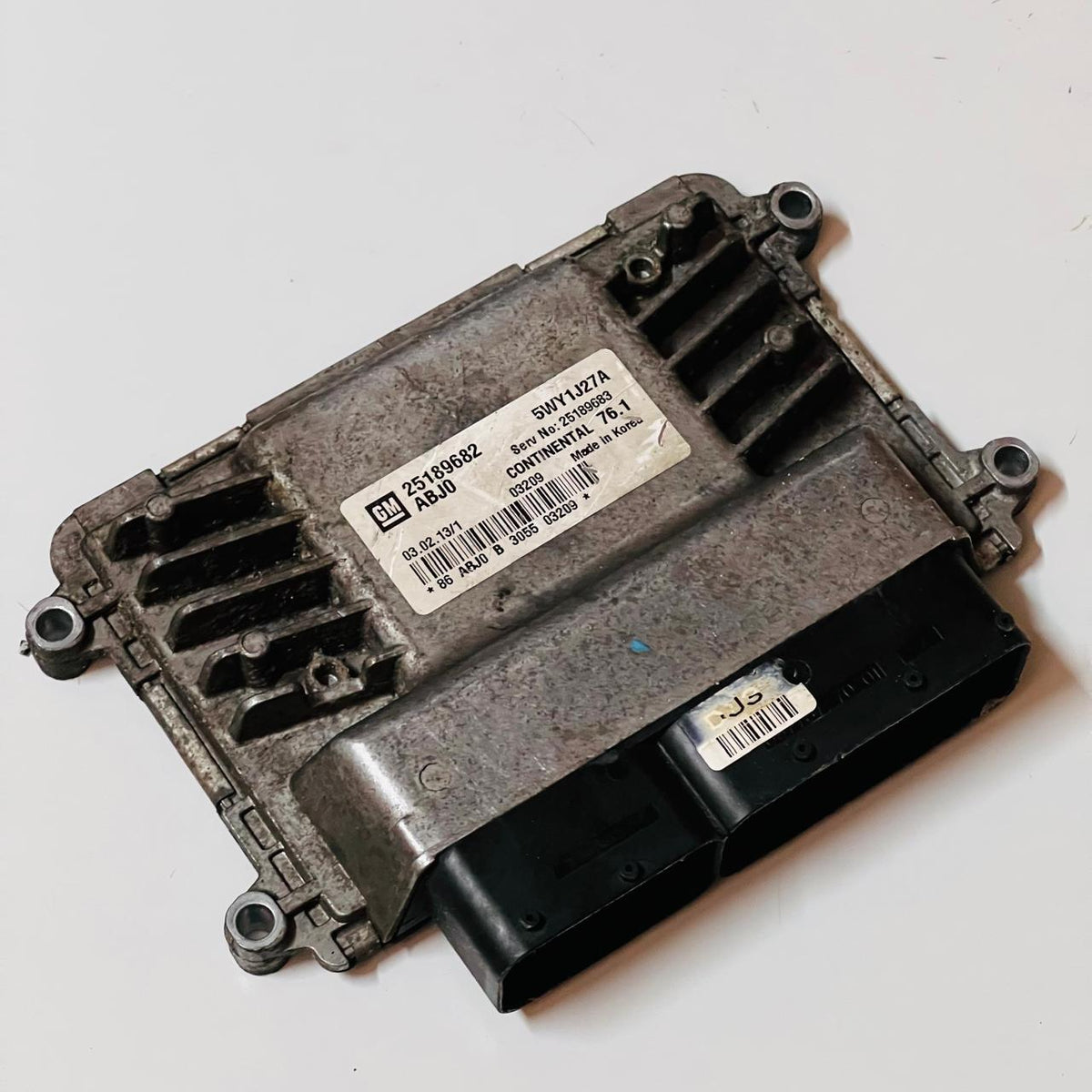 Chevrolet Cruze Engine Control Unit ECU - 25189682  5WY1J27A