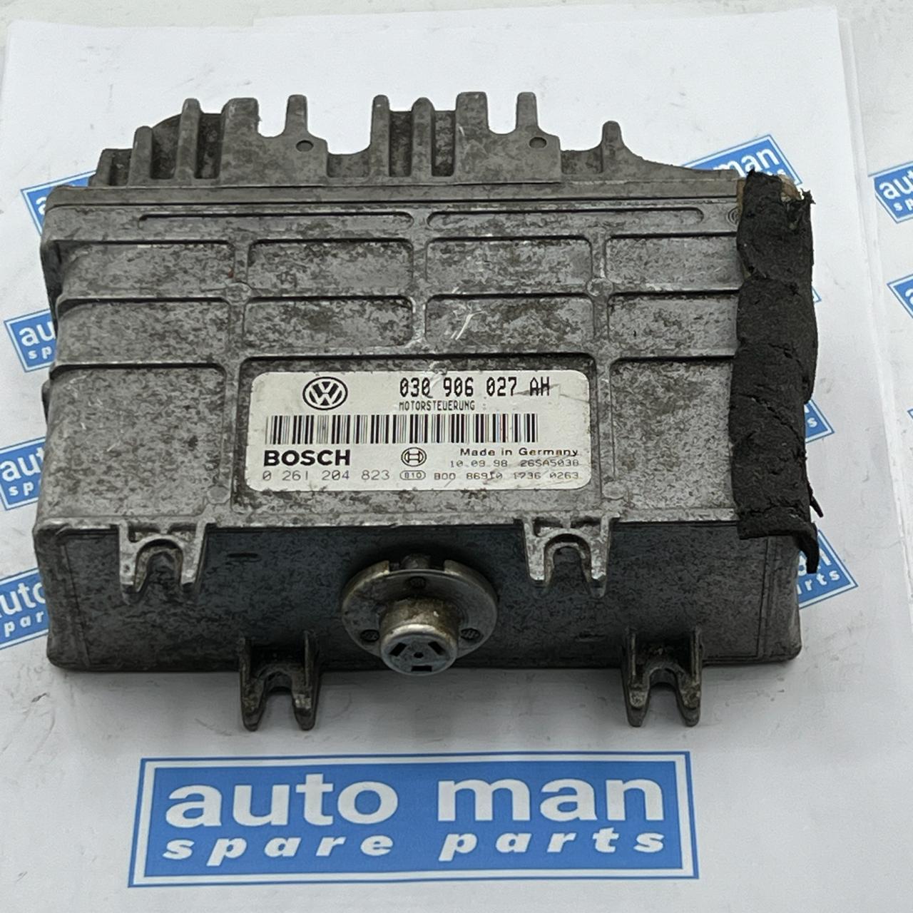 SE705 SEAT Engine Control Unit ECU 030906027AH 0261204823