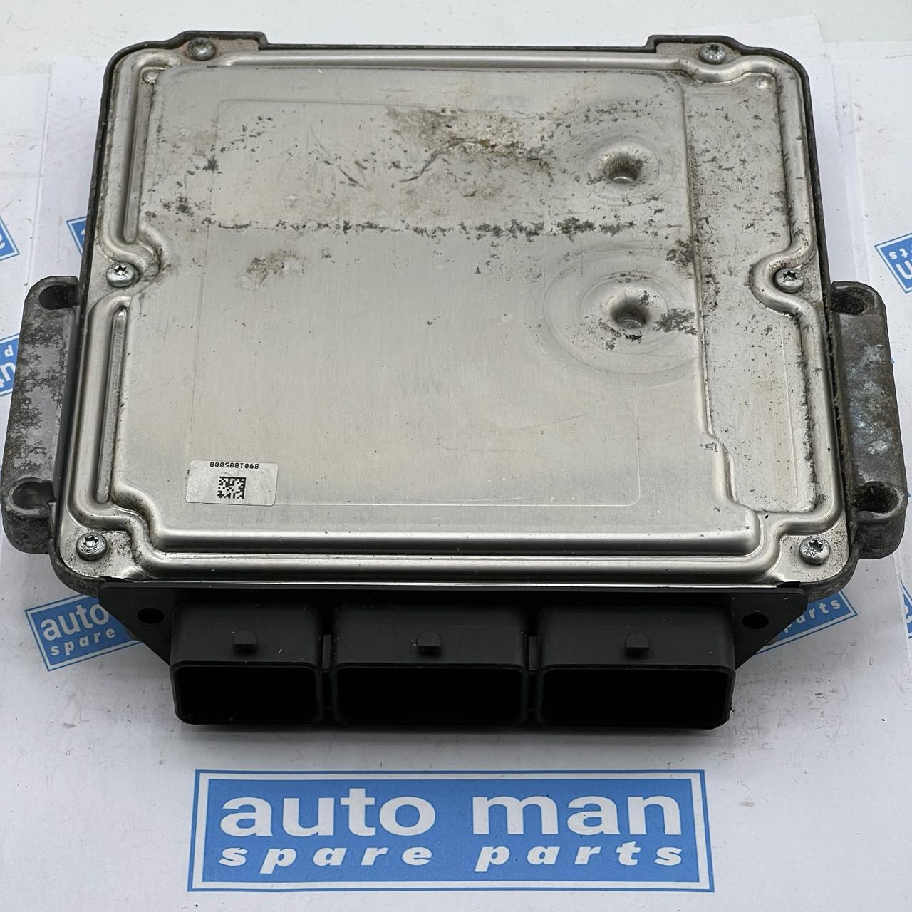 FR244 RENAULT Engine Control Unit ECU 8200726880 0281014646