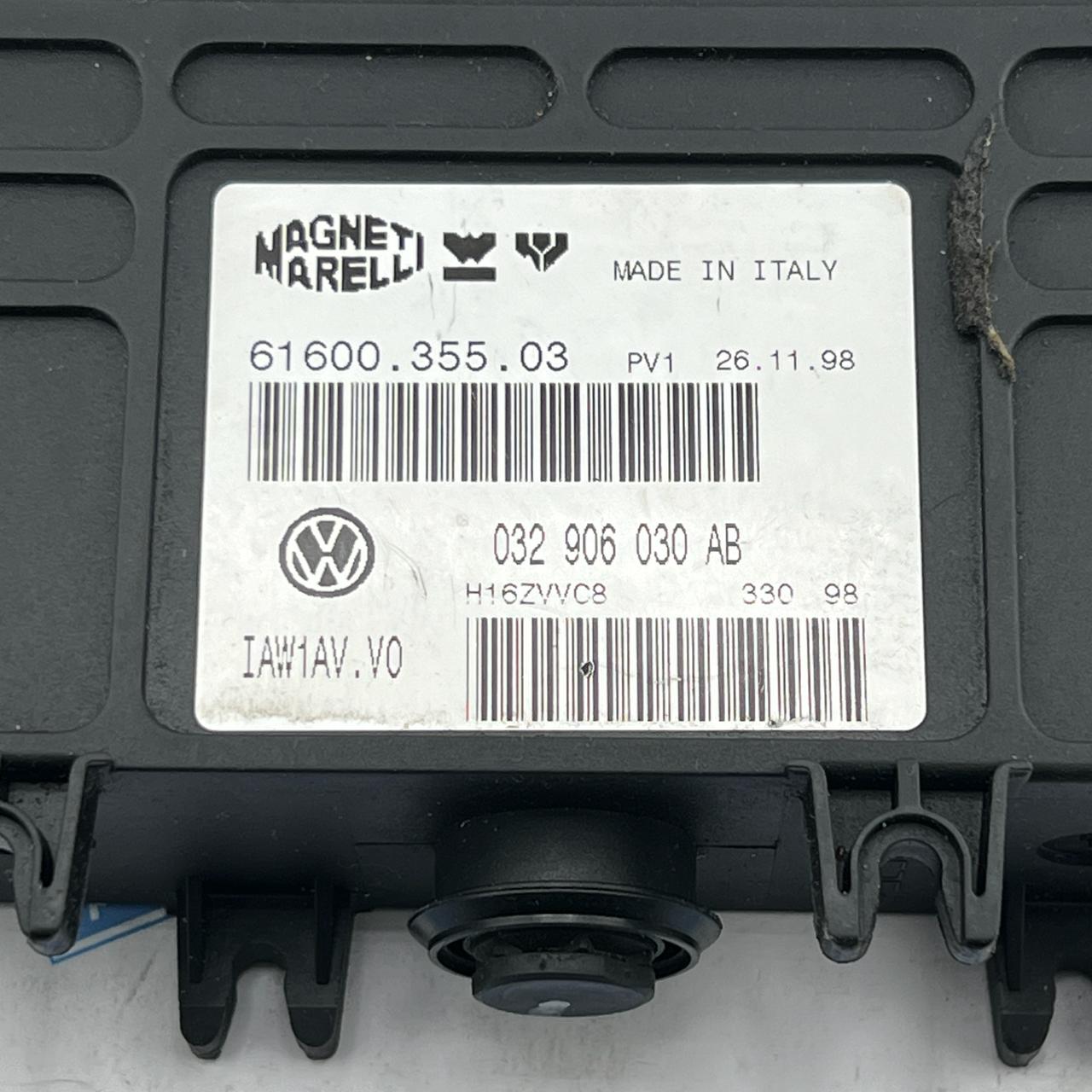 VW Polo  Engine control unit ECU 032906030AB 61600.355.03