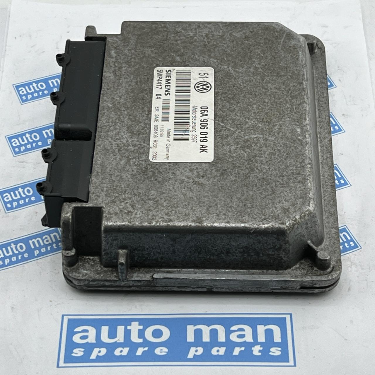 VW Golf 1999 Engine Control Module Unit Motor ECU 5wp441704 06a906019ak