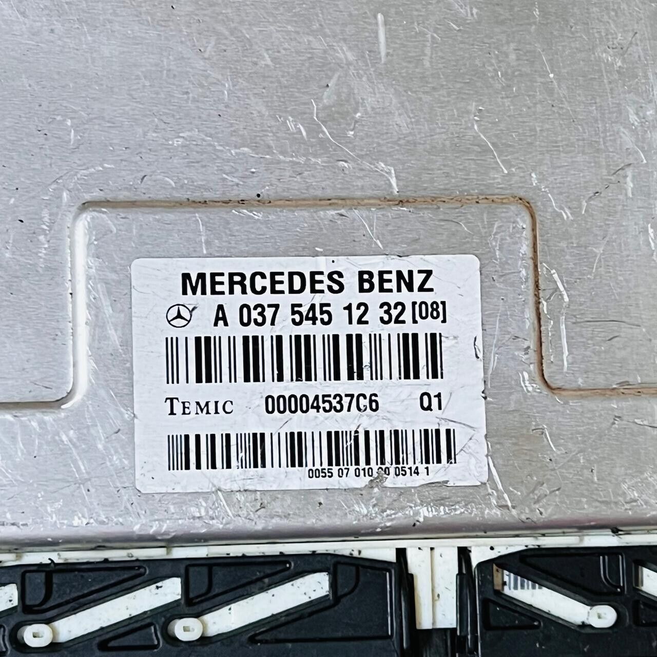 06-11 Mercedes-benz CLS500 Airmatic Suspension Module - A0375451232 / 00004537C6