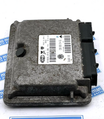 Module unité de commande moteur essence Volkswagen Polo 2003 1.4 16V ECU 0369...