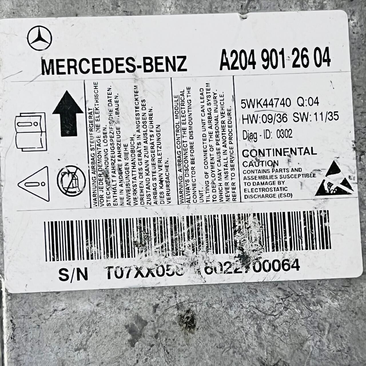 2007-2014 Mercedes C Class Airbug Control Module - A2049012604 / 5WK447400