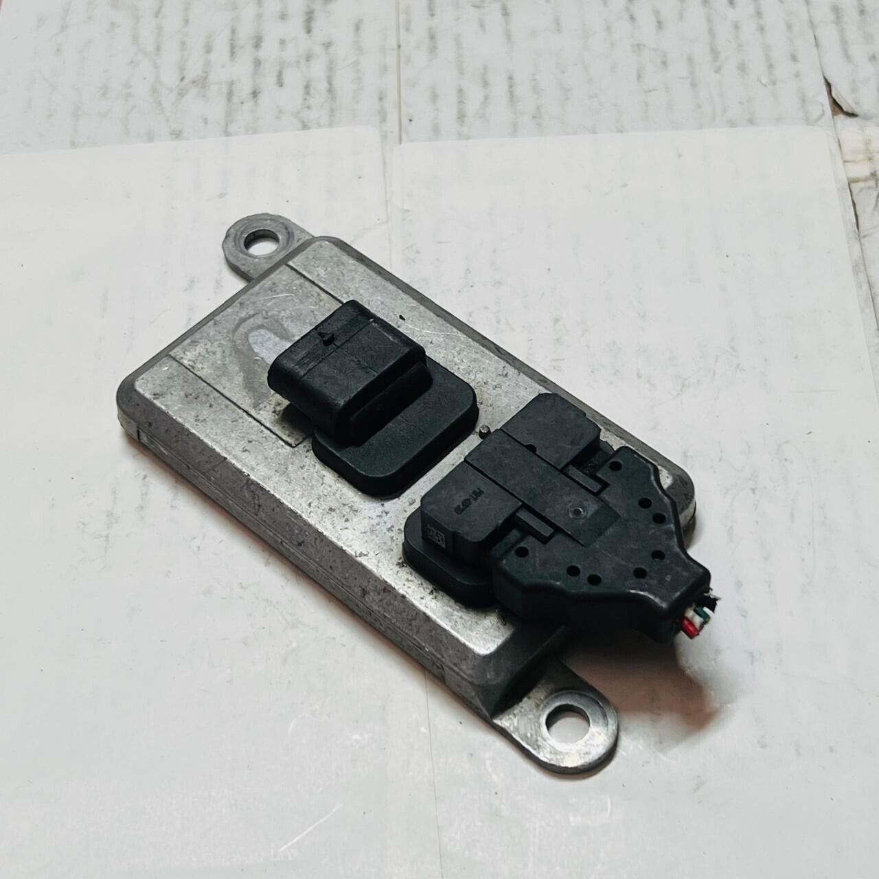 Hino Diesel Truck Nitrogen Oxide Nox Sensor - 89463-E0013 / A3C00275900-601