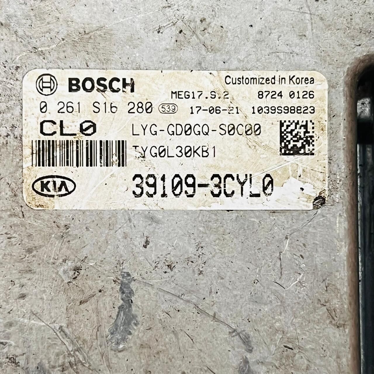 KIA ECU ENGINE CONTROL UNIT BOSCH 0261S16280 391093CYL0