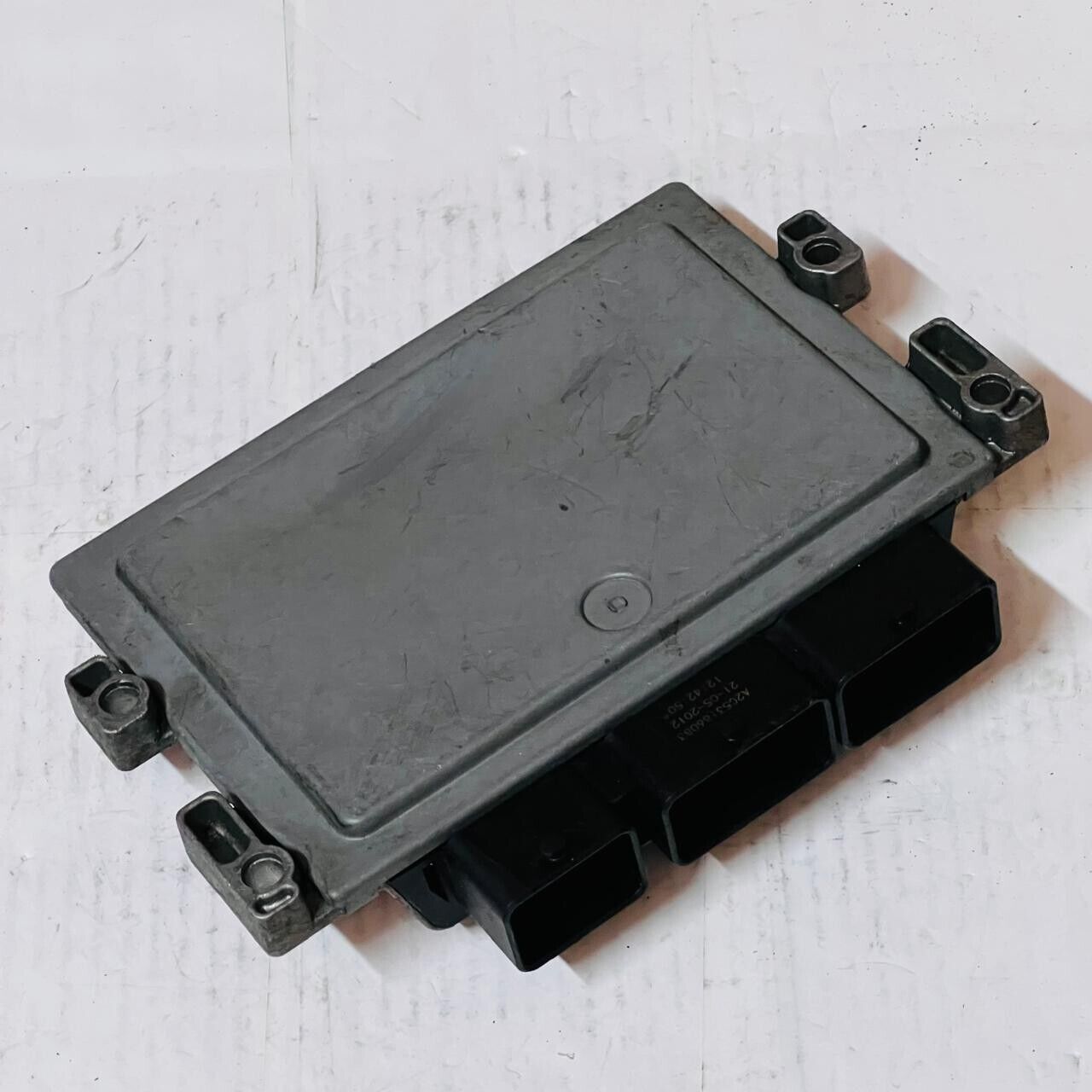 Ford Fiesta Engine Control Unit ECU - AA61-12A650-MM / 5WY8769-EAG