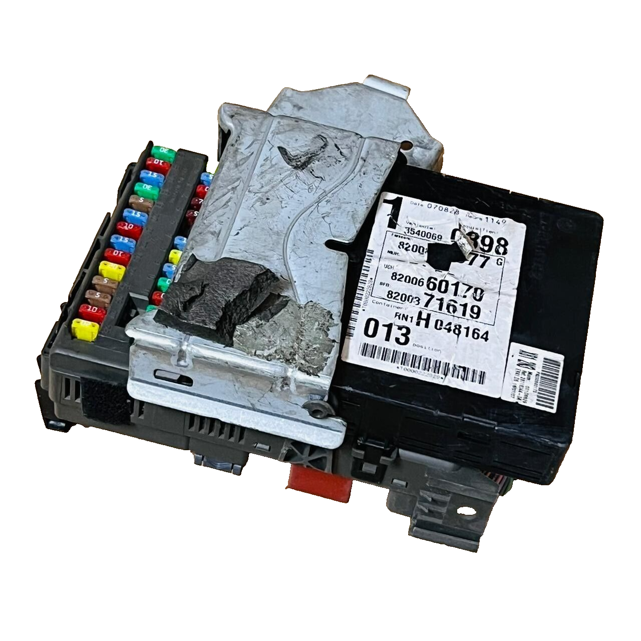 Renault Fuse Box - 8200660170 / 8200811977 / 8200371619 / 35400690398 / H048164