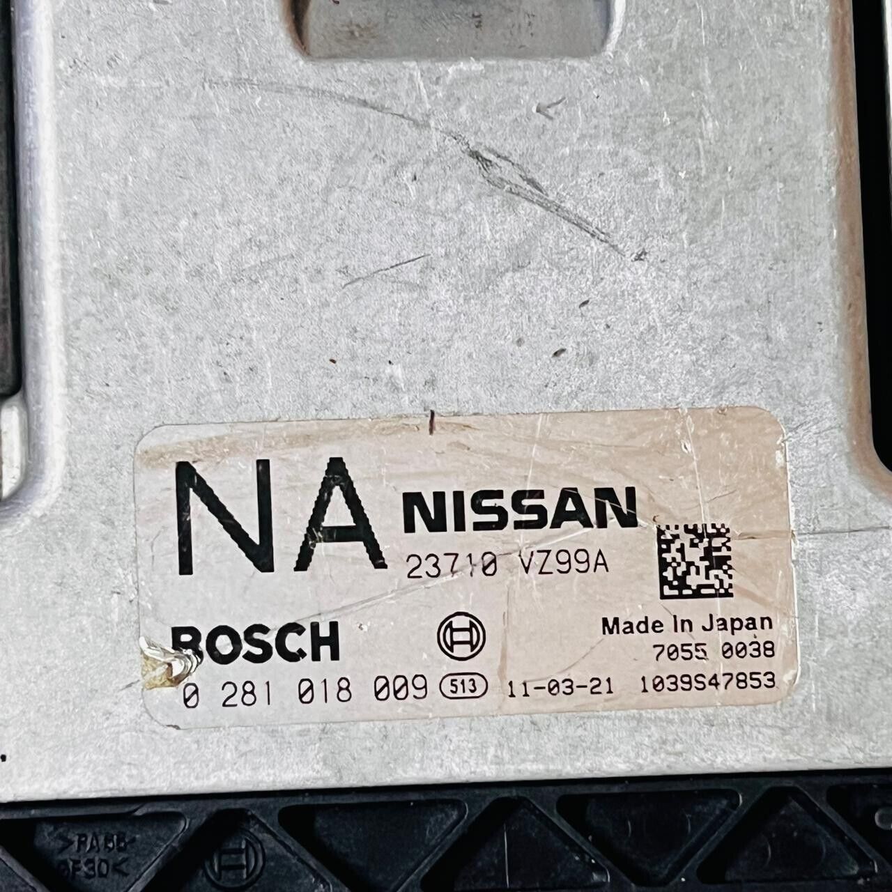 BOSCH ECU NISSAN ENGINE CONTROL UNIT 0281018009 1039S47853