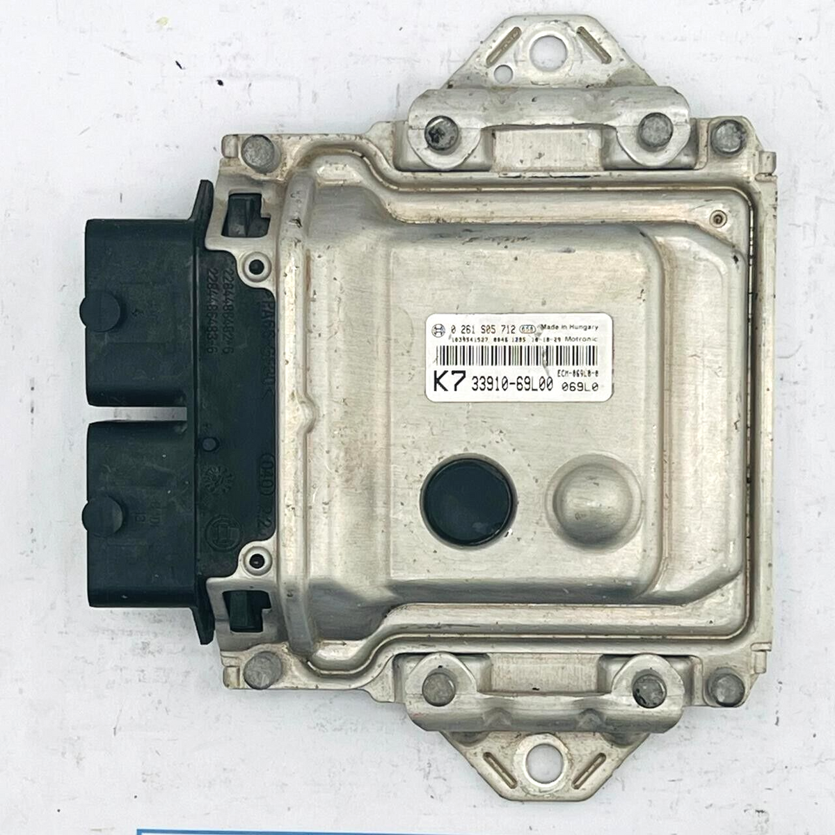 Module de commande moteur Suzuki Swift 1.2 essence 0261S05712 33910-69L00 2011