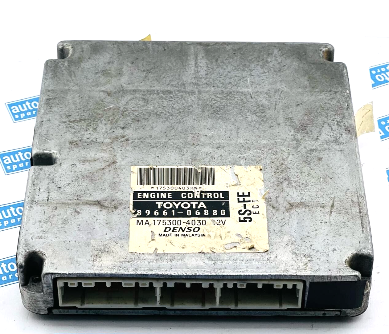 TOYOTA CAMRY 08/1999-06/2001 UNIDAD DE CONTROL DEL MOTOR ECU 89661-06880