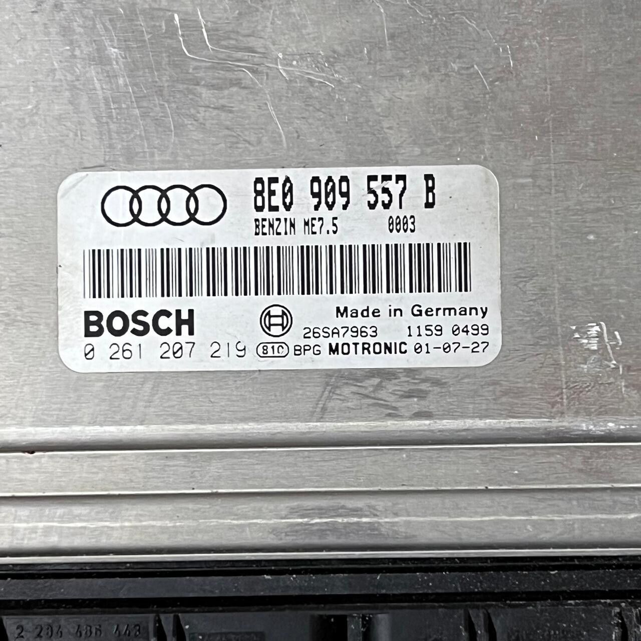 AUDI A4 B6 ENGINE ECU 8E0909557B 07/01-02/05 0261207219