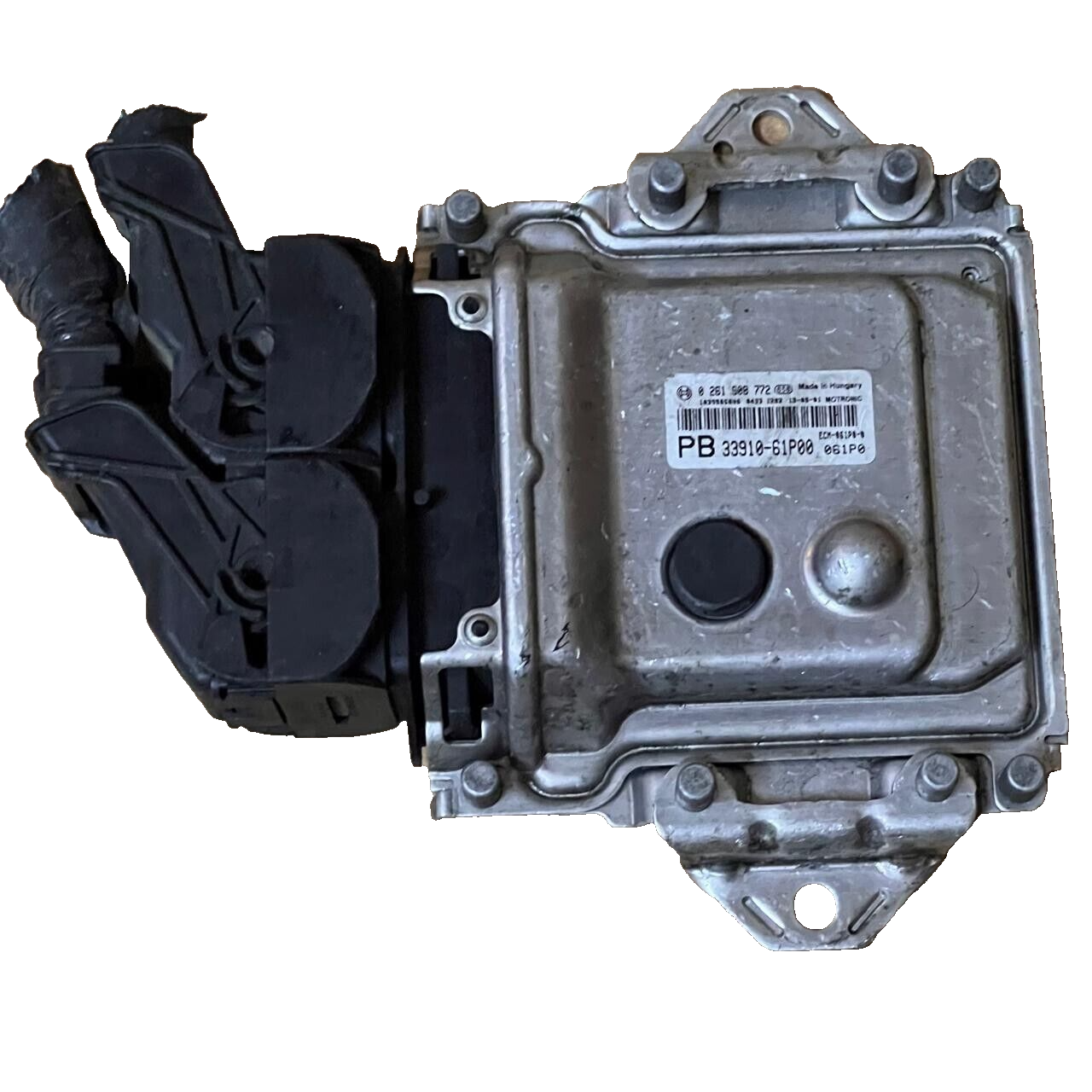 Suzuki ECU Motronic 0261S08772 33910-61P00 PB 3391061P00