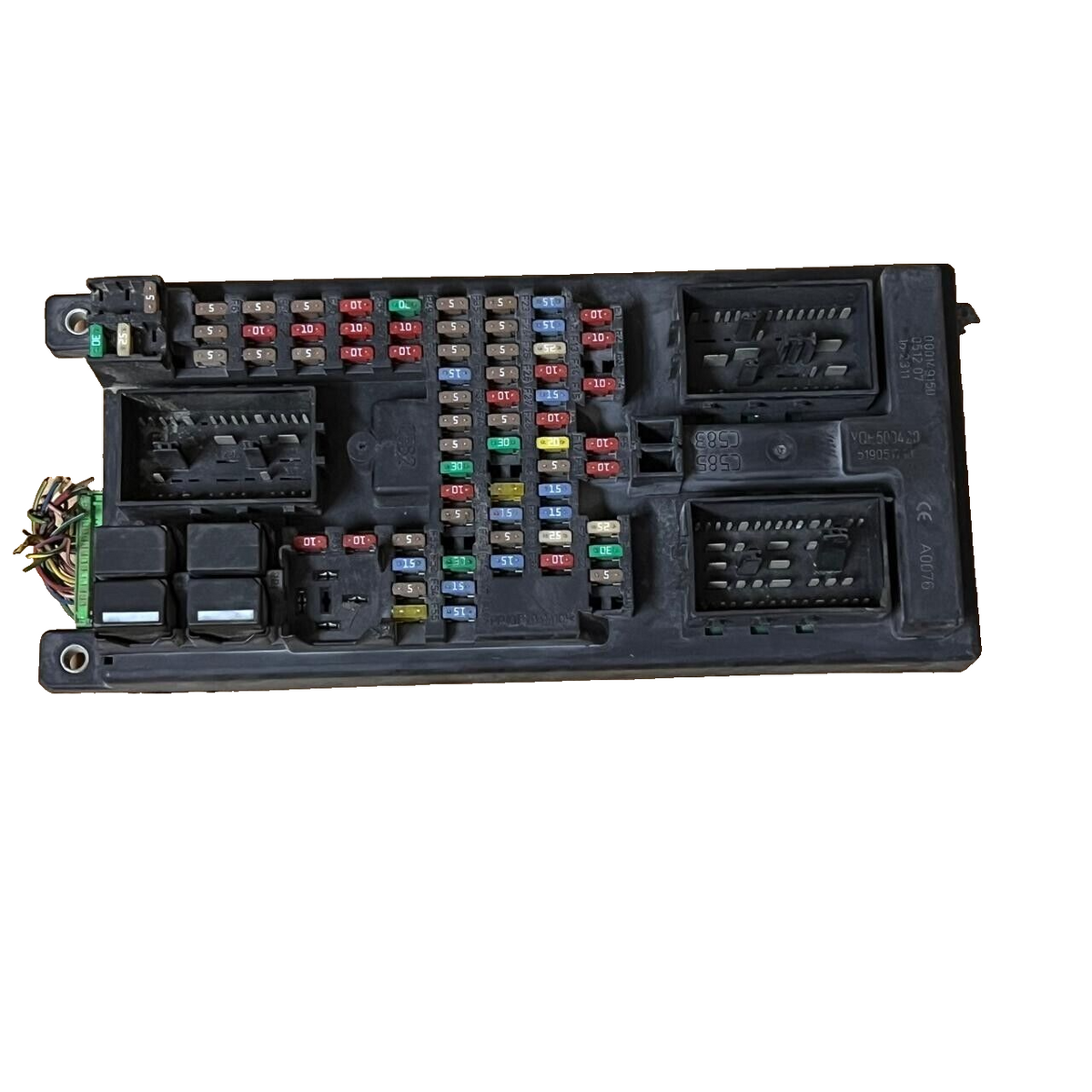 Land Rover Main Fuse Box TDV 6 Discovery 3 Range Rover  YQE500420/519051718