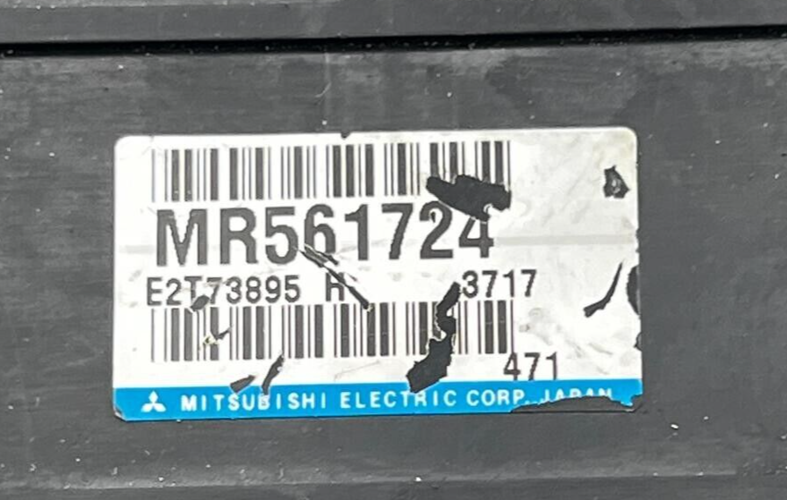 MITSUBISHI Minicab 2003 LE-U62T Engine Control Unit MR561724