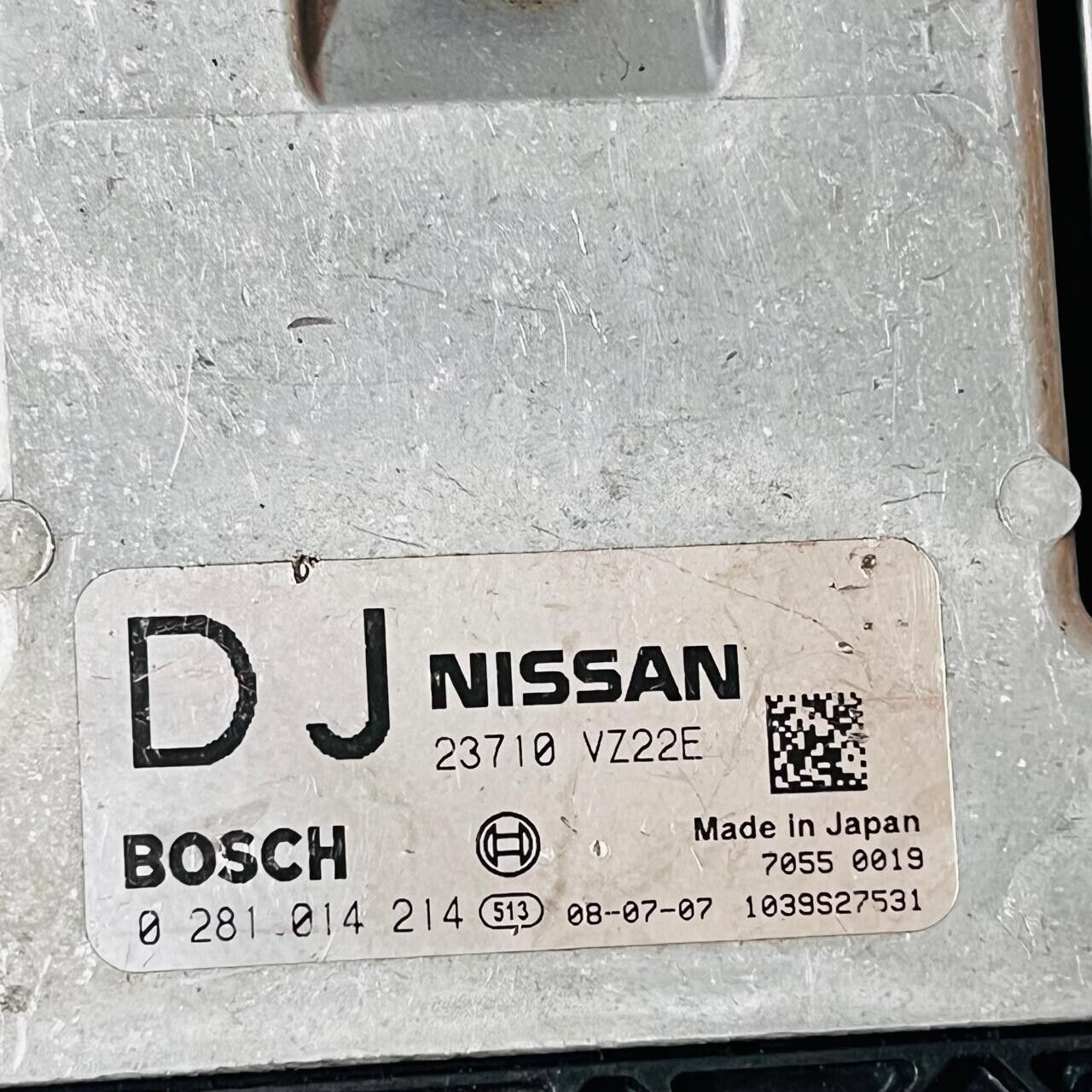 BOSCH ECU NISSAN ENGINE CONTROL UNIT 0281014214 1039S27531