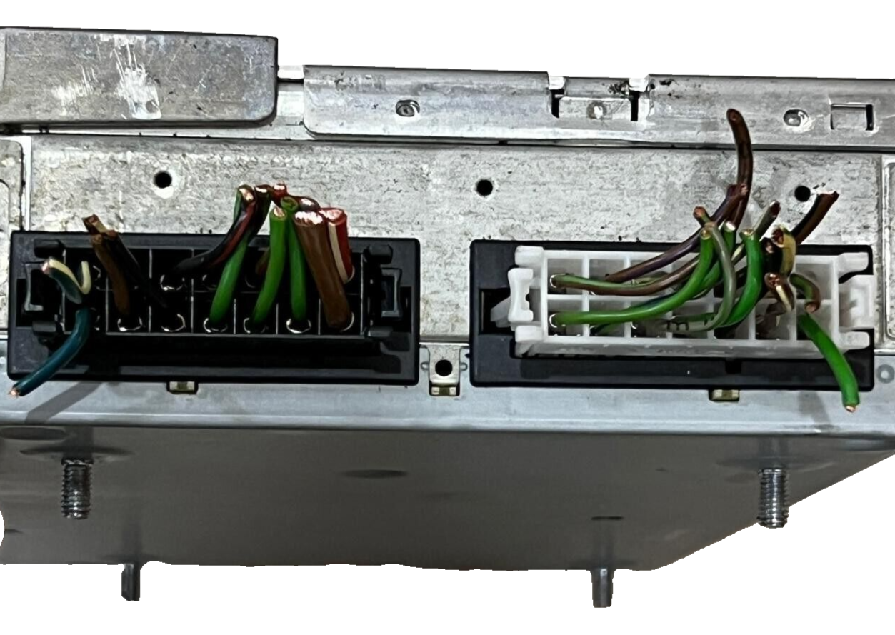 Mercedes W221 S Klasse Harman Kardon Logic7 AMP Amplifier Verstärker A2219008103