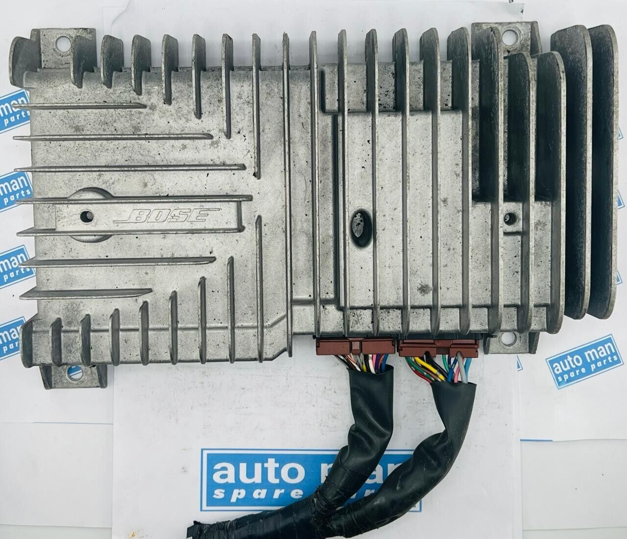 2009-2011 Nissan Murano Amplificador Bose Amp ID 280611AK0B OEM