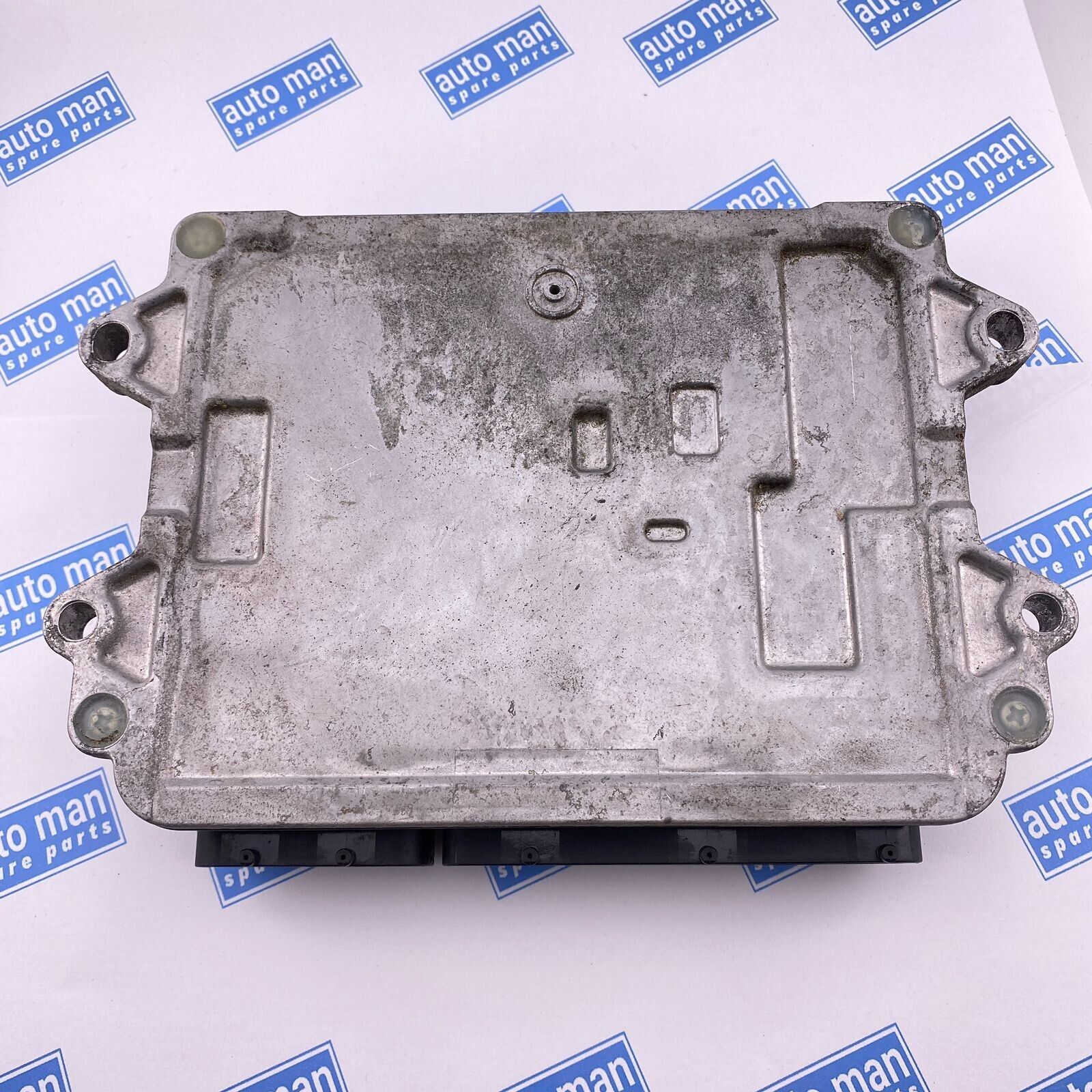 Mazda PE2618881A ECU Engine control unit E6T65671H PE26 18 881A