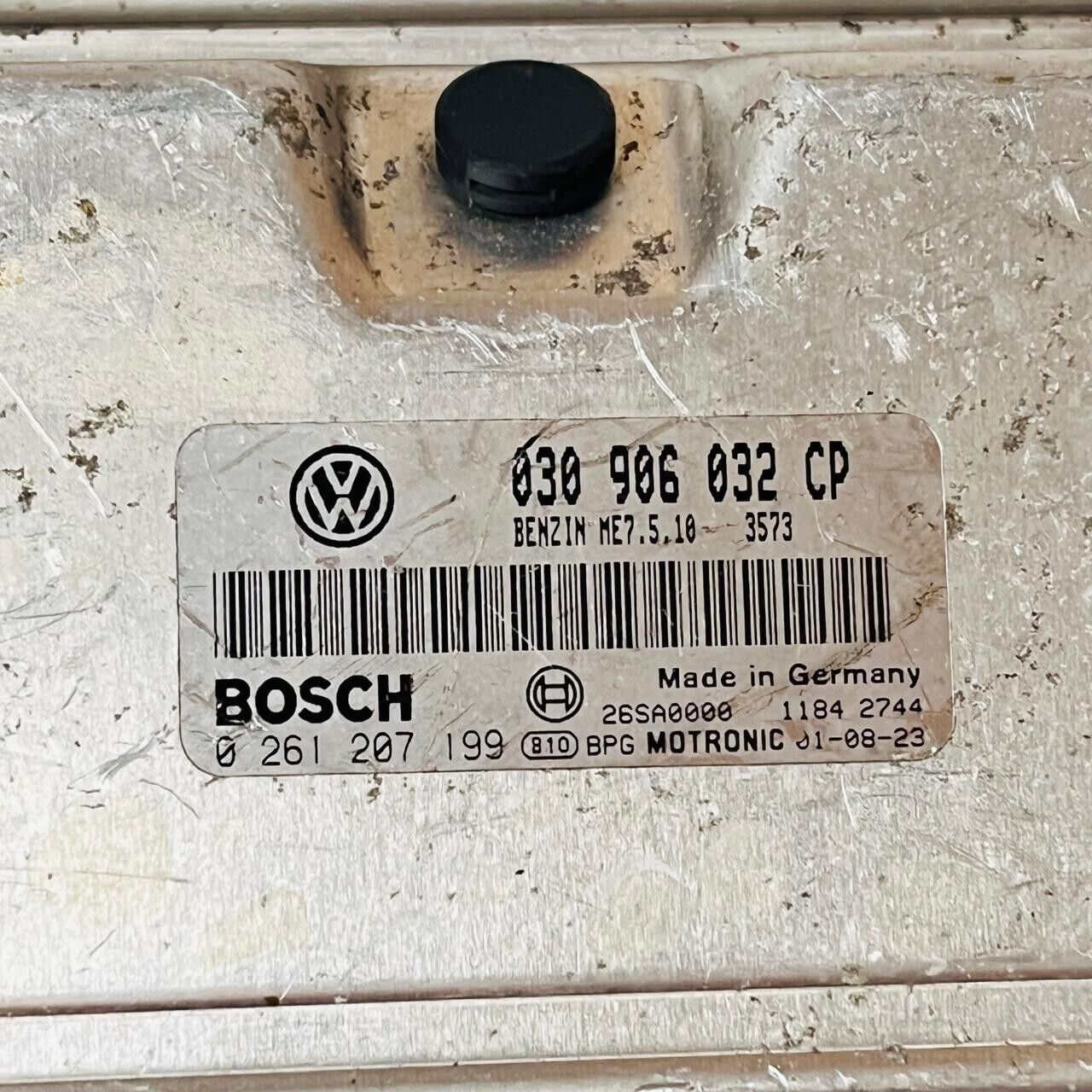 Volkswagan Lupo Engine Control Unit ECU - 030906032CP  0261207199