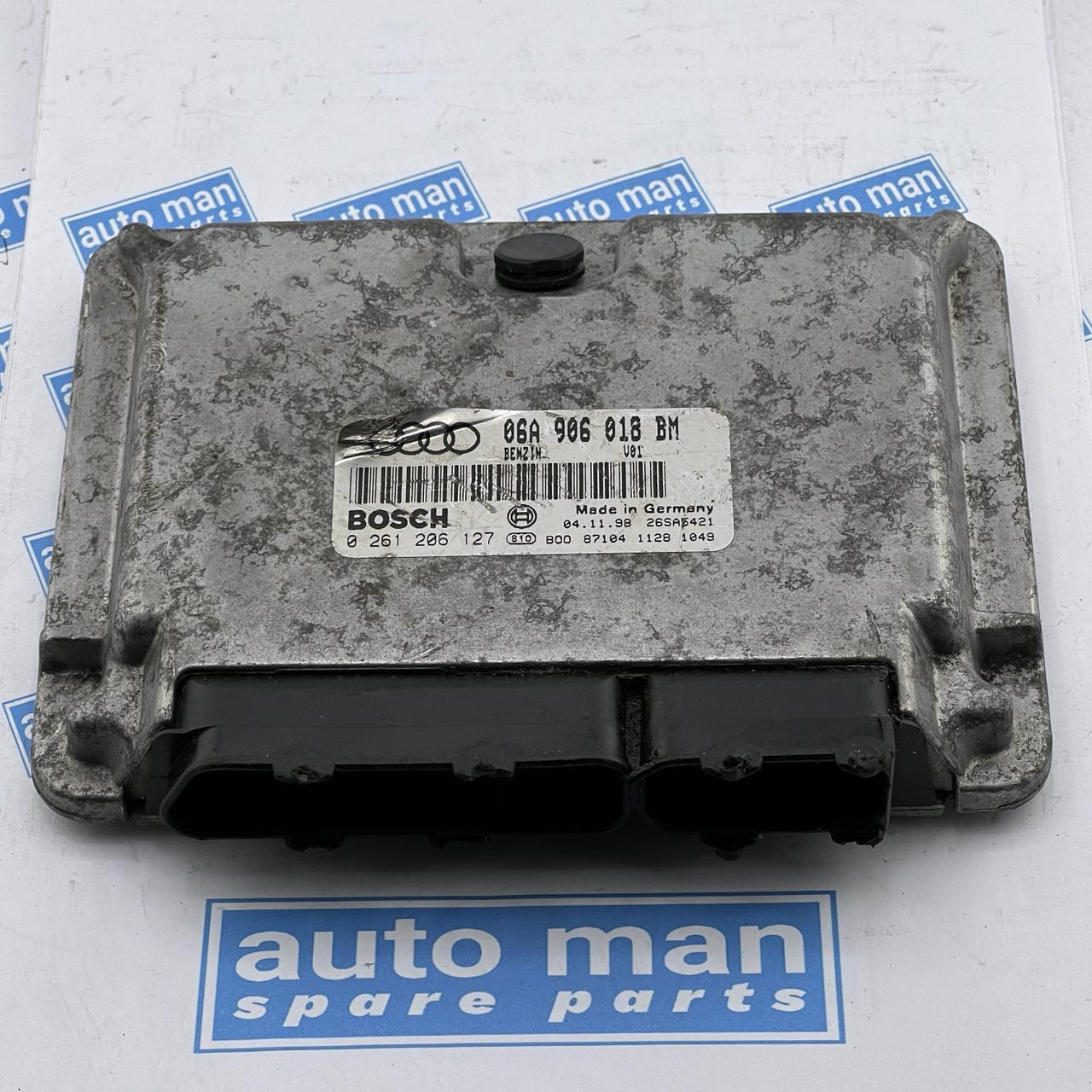 1999 AUDI A3 UNIDAD DE CONTROL DEL MOTOR ECU 06A906018BM 0261206127 BOSCH