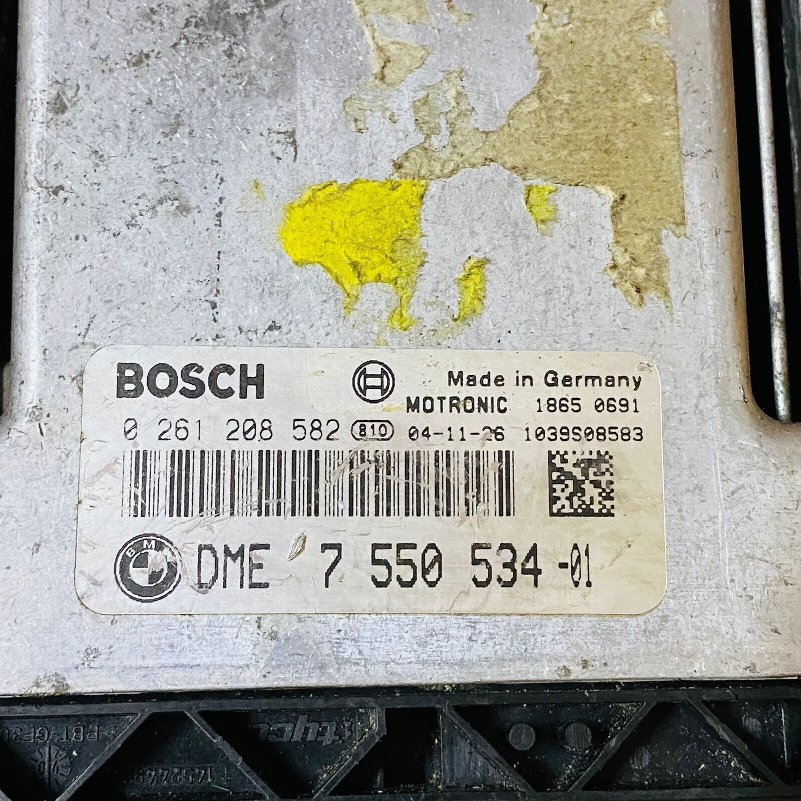 BMW E87 E90 E91 Engine Control Unit ECU - DME7550534 / 0261208582