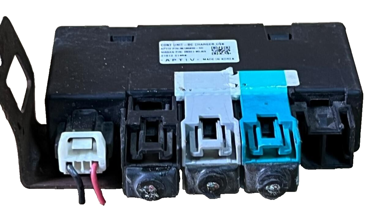 NISSAN MURANO CHARGER USB CONTROL MODULE UNIT OEM 35185932-0D 283H1 9DJ0A