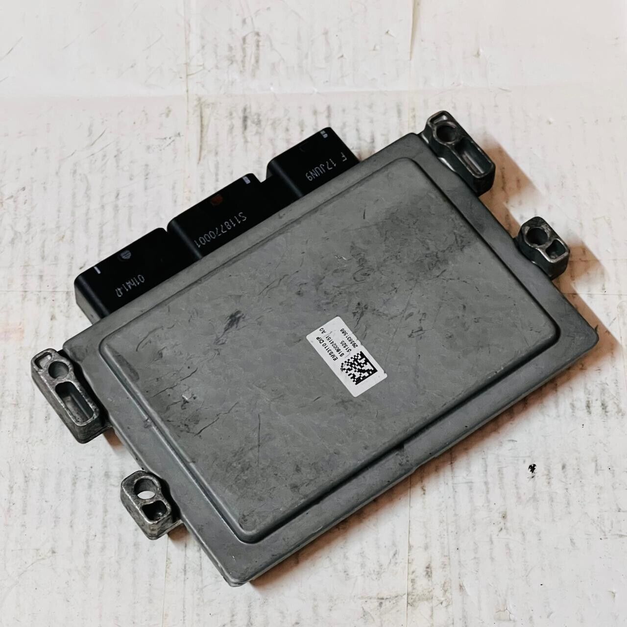 Renault Engine Control Unit ECU - 237100551R / S180078191A