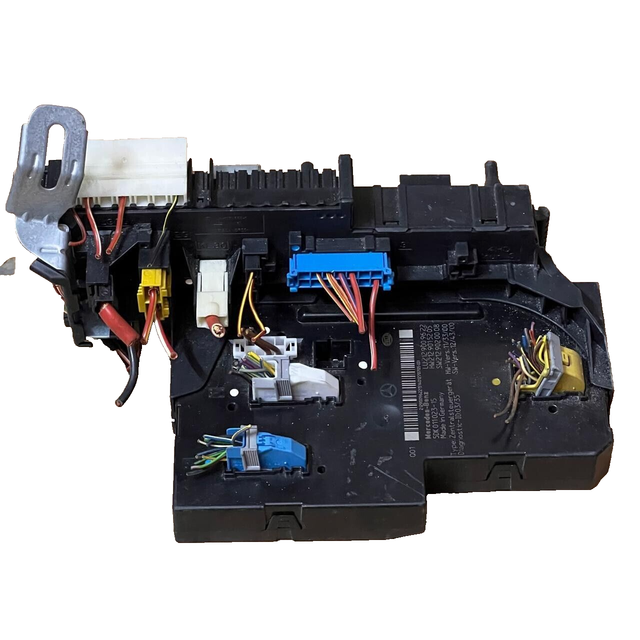 Mercedes-Benz E-Class C207 Fuse Box - 5DK011023-15 / 2129009622 / 2129015205