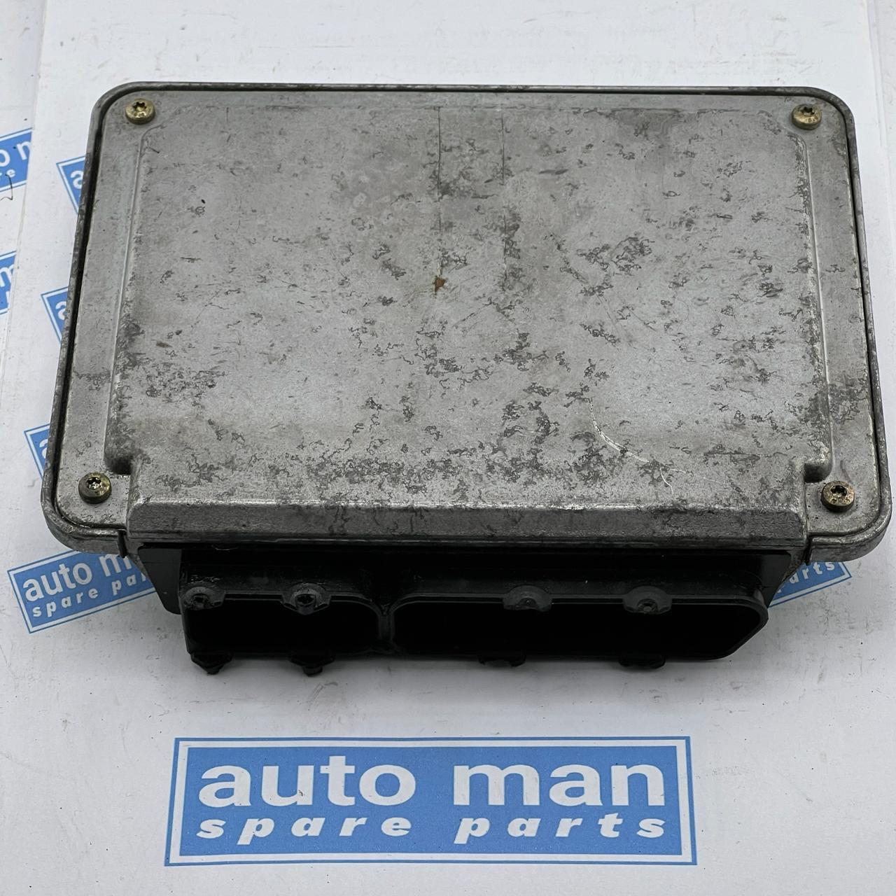 1999 AUDI A3 UNIDAD DE CONTROL DEL MOTOR ECU 06A906018BM 0261206127 BOSCH