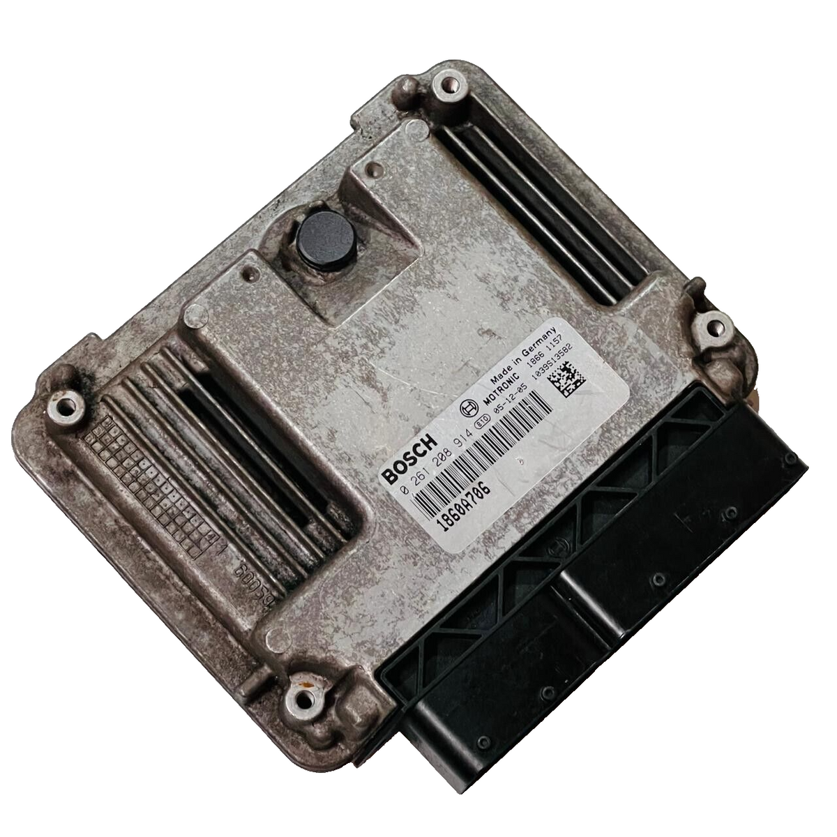 Mitsubishi Engine Control Unit ECU - 1860A706 / 0261208914