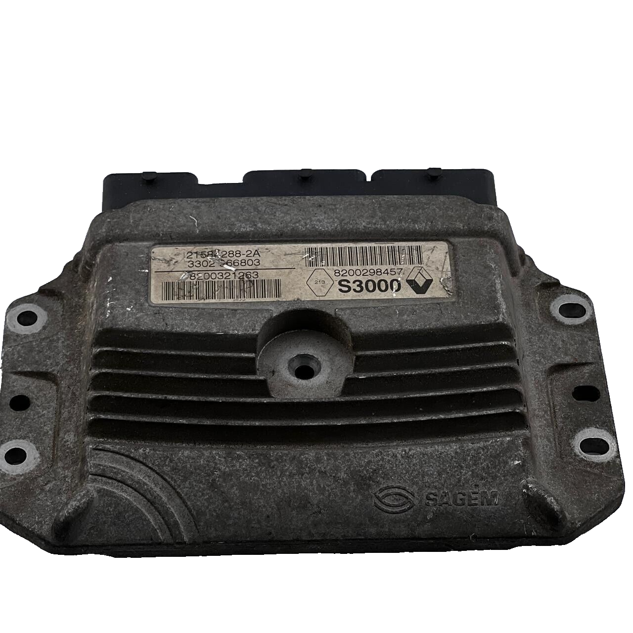 ECU CALCULATEUR MOTEUR RENAULT S3000 8200298457  21584288-2A