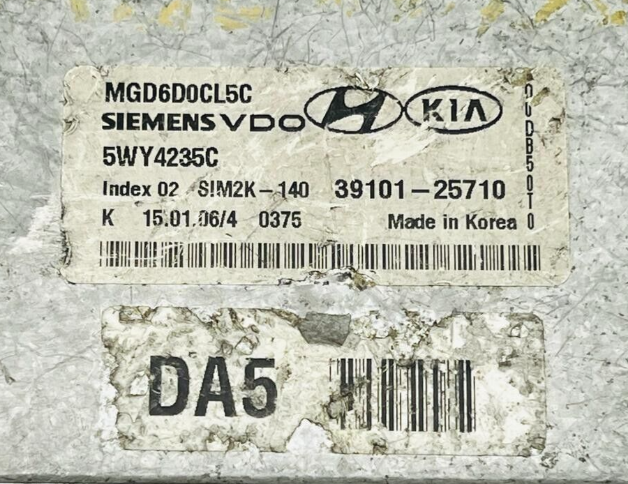 Moteur informatique KIA Optima 2006 39101-25710