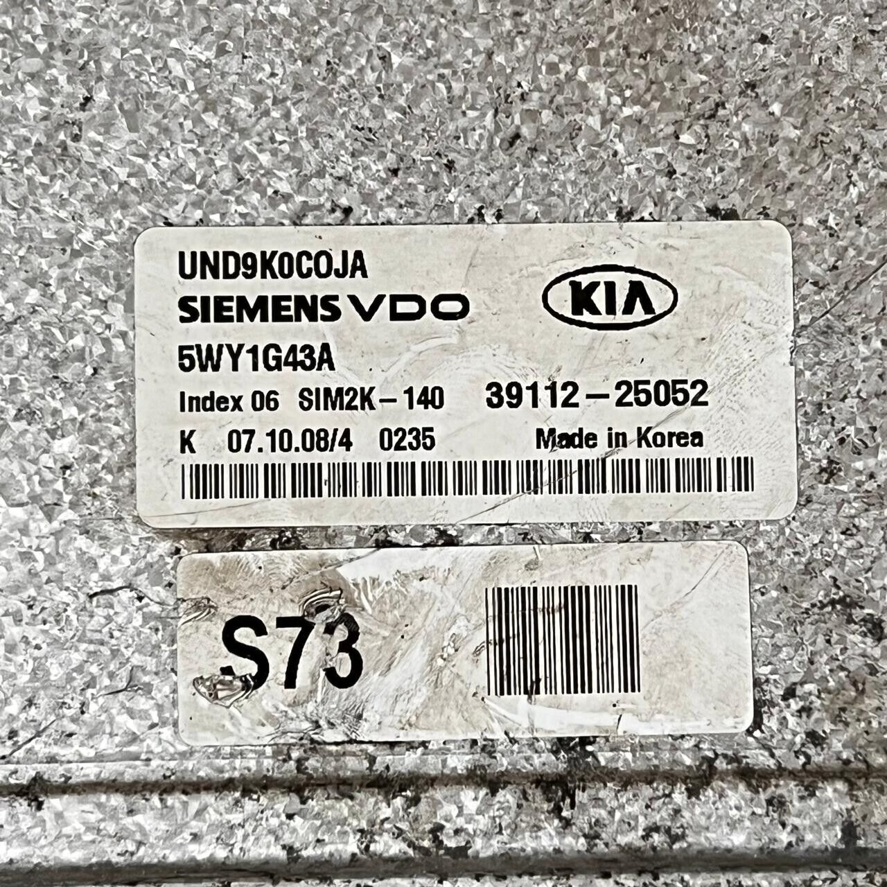 2006-2008 Kia Carens III, 2.0 ECU 39112-25052 / 5WY1G43A / UND9K0COJA