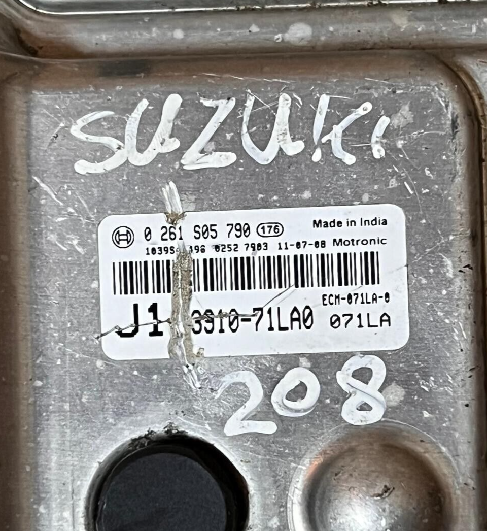 SUZUKI SWIFT ECU / 0261S05712 / 33910-69L00 / K7 / BOSCH engine control unit