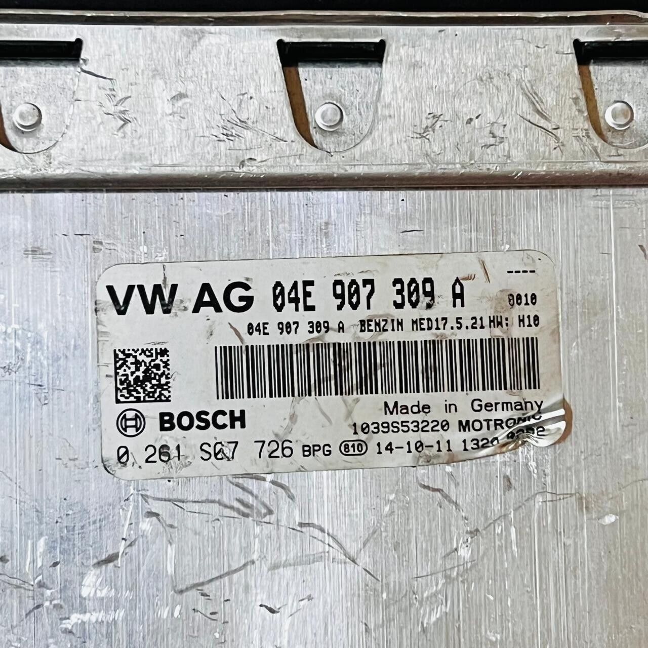 Volkswagen Golf VII A3 Engine Control Unit ECU - 04E907309A / 0261S07726