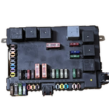 Mercedes-Benz S-Class W221 Fuse Box Unit - A2215402050 / A2215450801