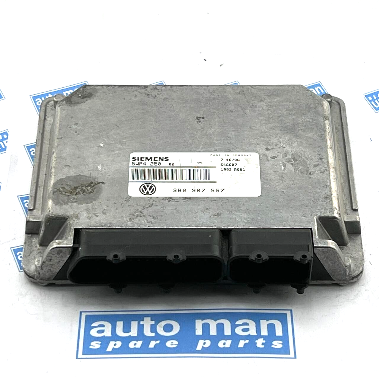 Volkswagen Engine Control Unit ECU 5WP4250 3B0907557