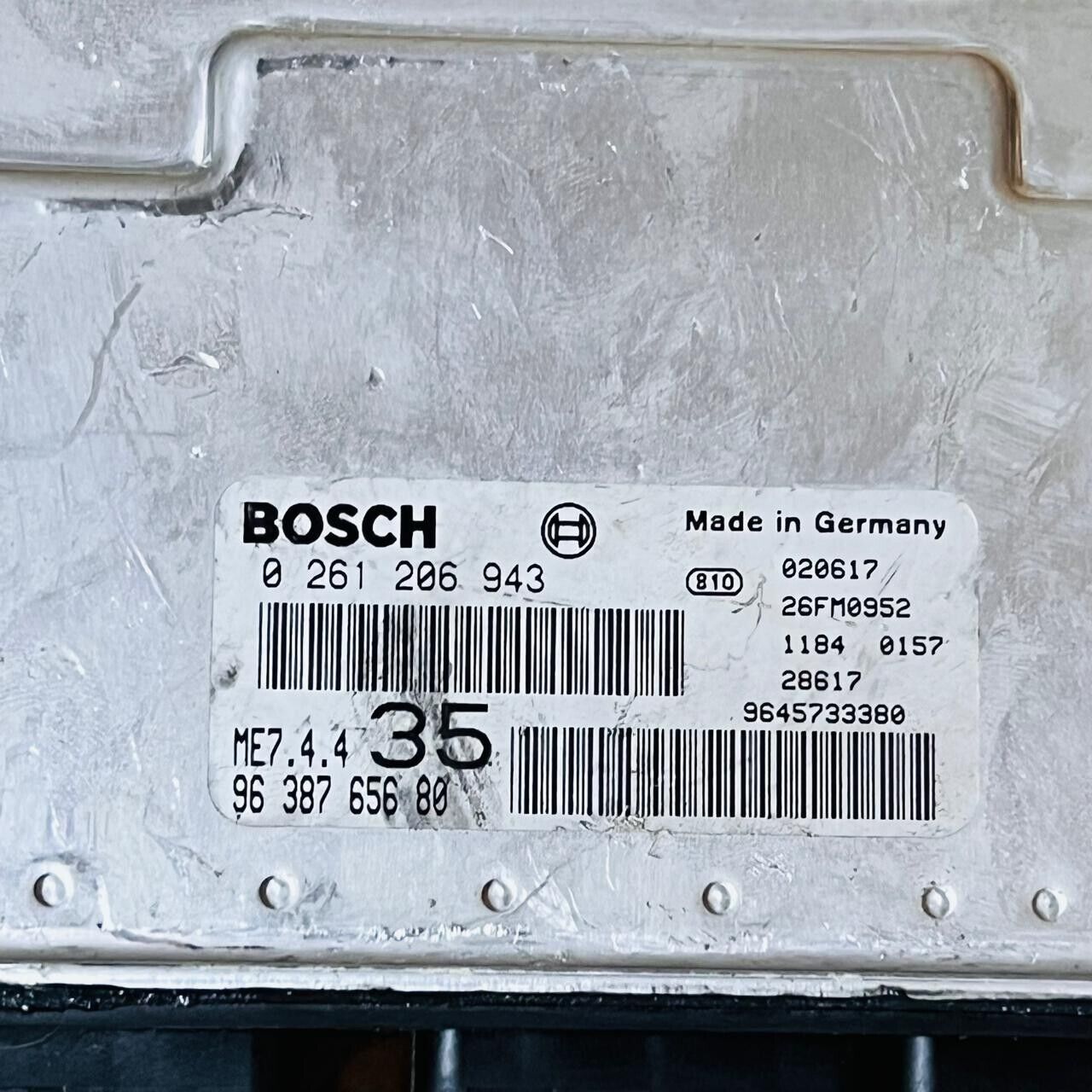 Peugeot Y450 Engine Control Unit ECU - 0261206943 / 9638765680