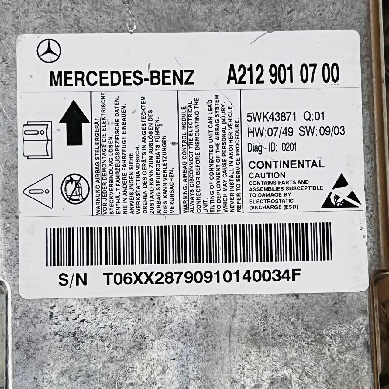 Mercedes Benz E-Class W212 Airbug Control Module - A2129010700 / 5WK43871