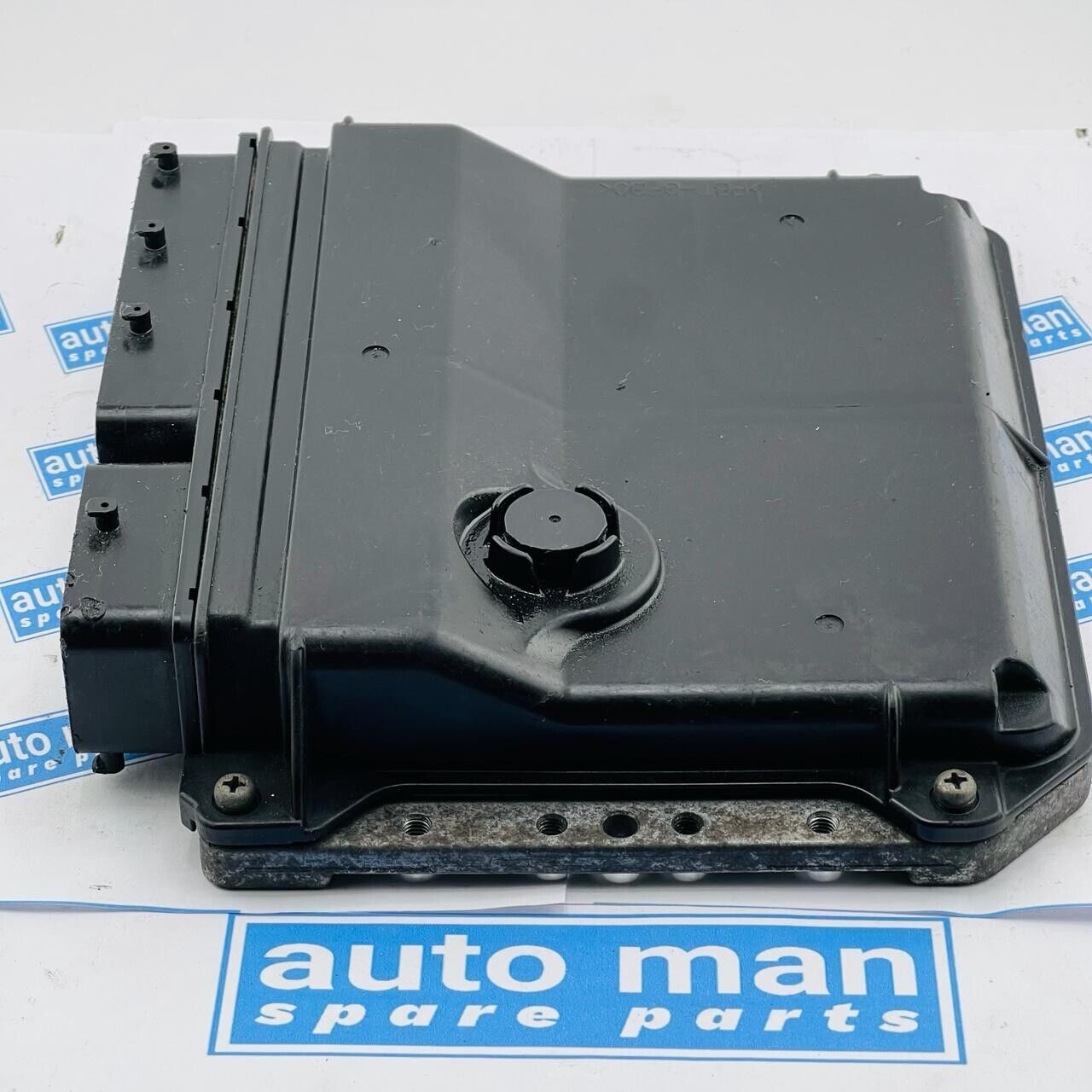 Unité de commande moteur TOYOTA Noah DBA-ZRR70W 8966128C41