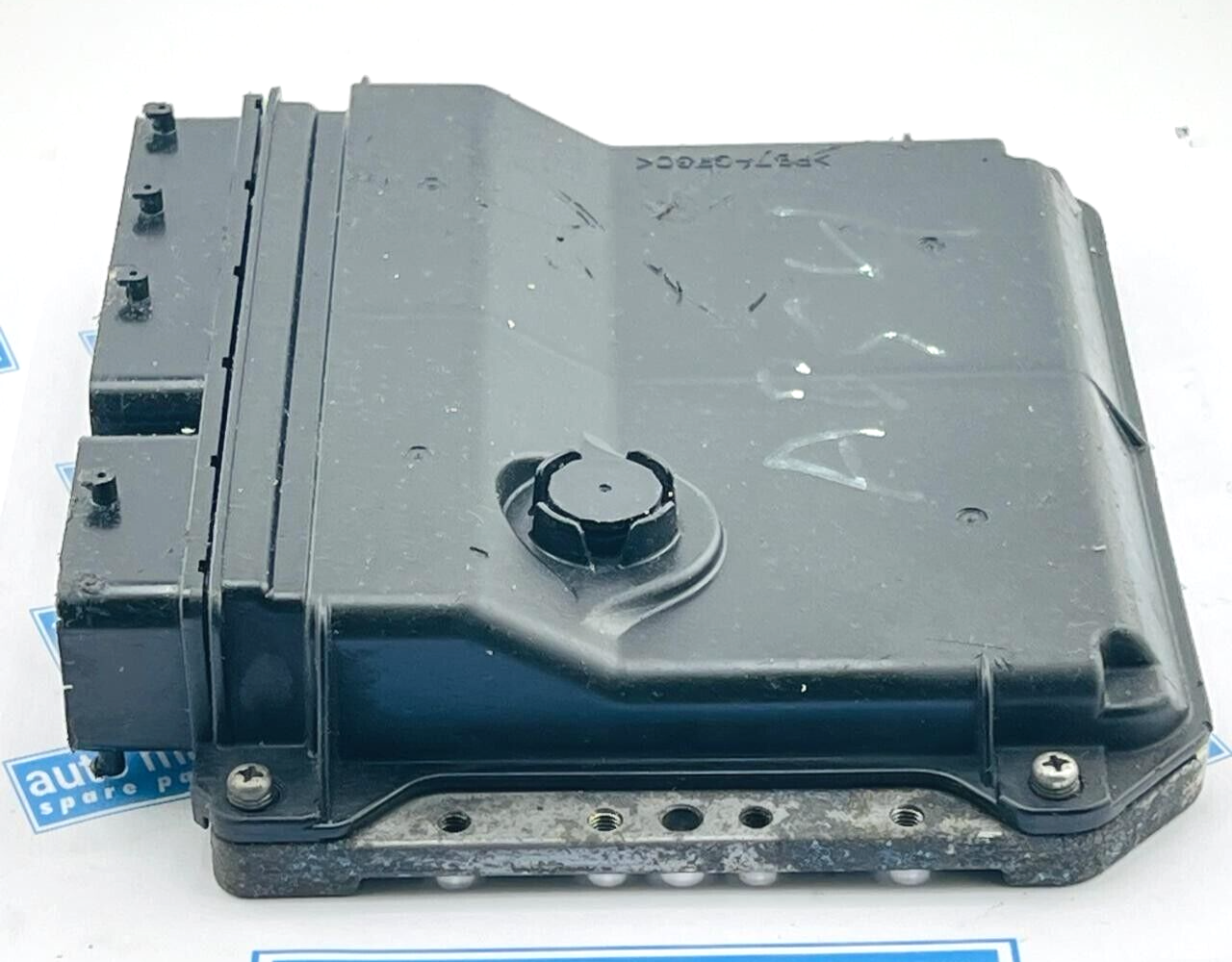 ECU TOYOTA 1758009590 UCE / MB1758009590 / 8966102D91 / 23265087