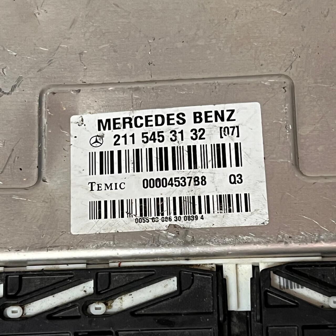 2115453132 Temic Mercedes Benz W211 SUSPENSIÓN NEUMÁTICA ECU MÓDULO DE CONTROL