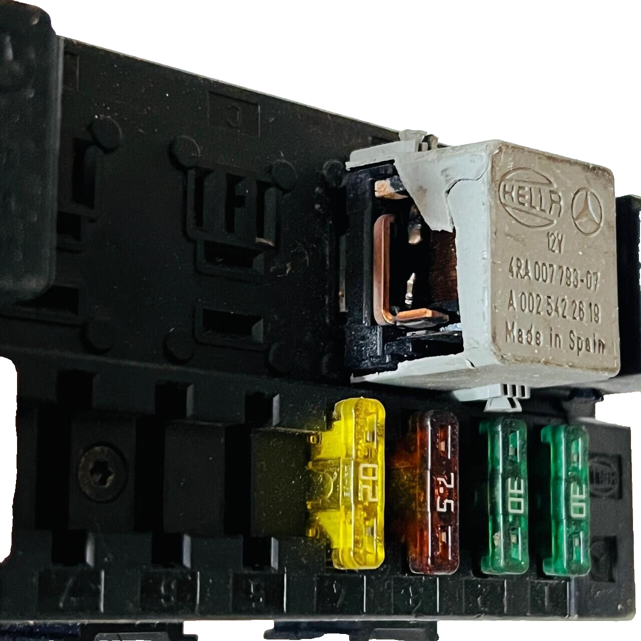 2000-2007 Mercedes-Benz C-Class C200 Fuse Relay Box - 2035452401 / 5DK008486-41