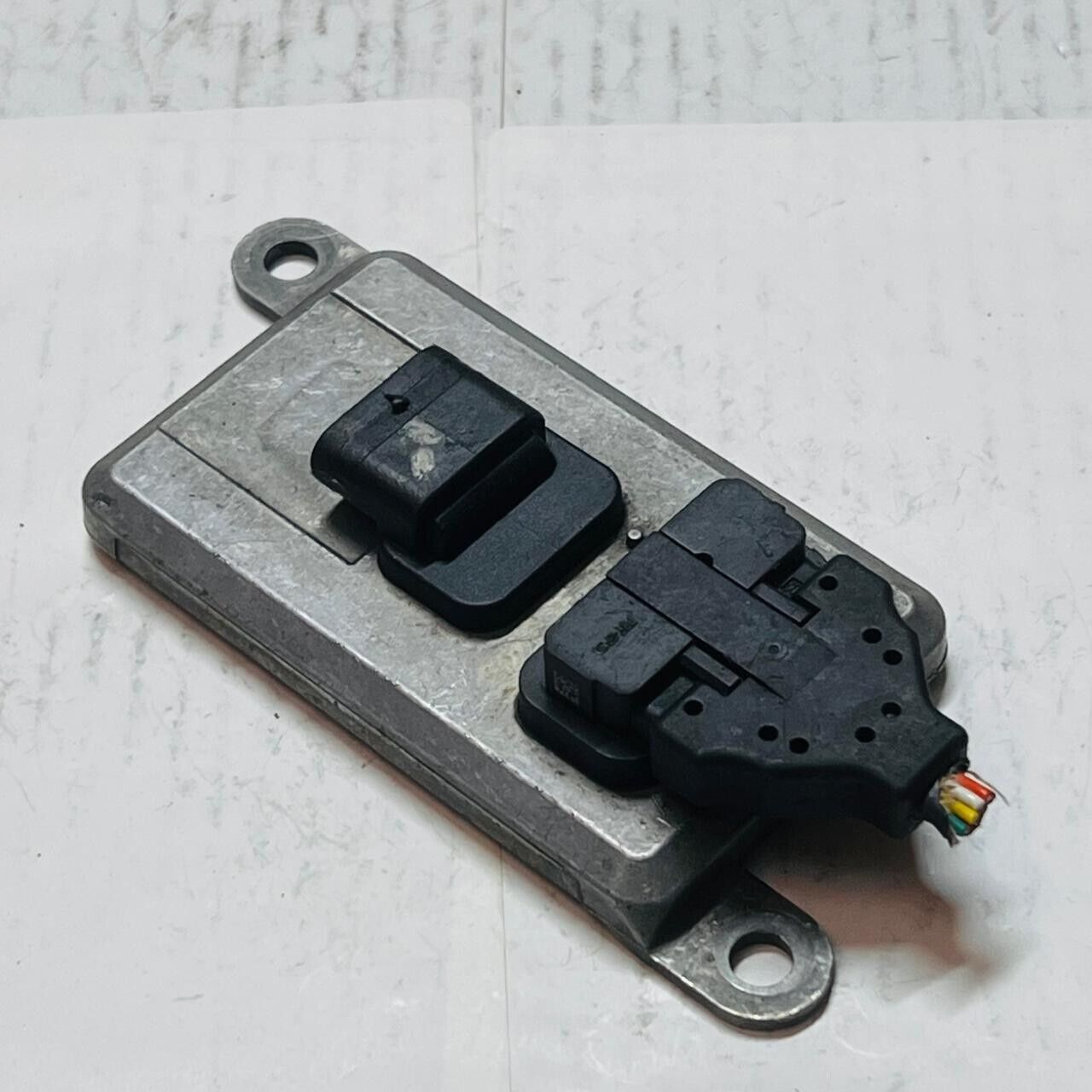 Hino Diesel Truck Nitrogen Oxide Nox Sensor - 89463-E0013 / A3C00275900-601