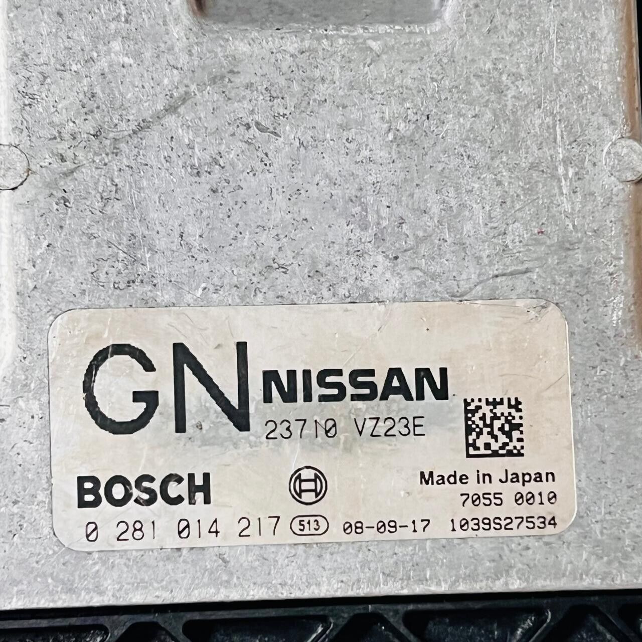 BOSCH ECU NISSAN ENGINE CONTROL UNIT 0281014217 1039S27534