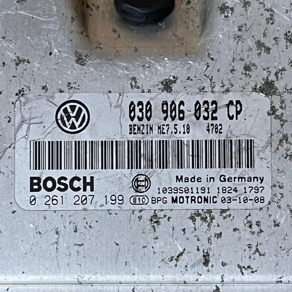 Volkswagan Lupo Engine Control Unit ECU - 030906032CP / 0261207199